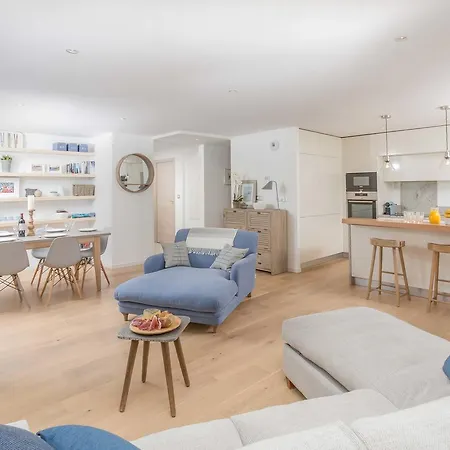 Clos Des Roches Apartment- All Year